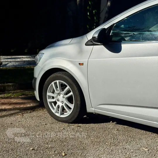 SONIC 1.6 LTZ Sedan 16V