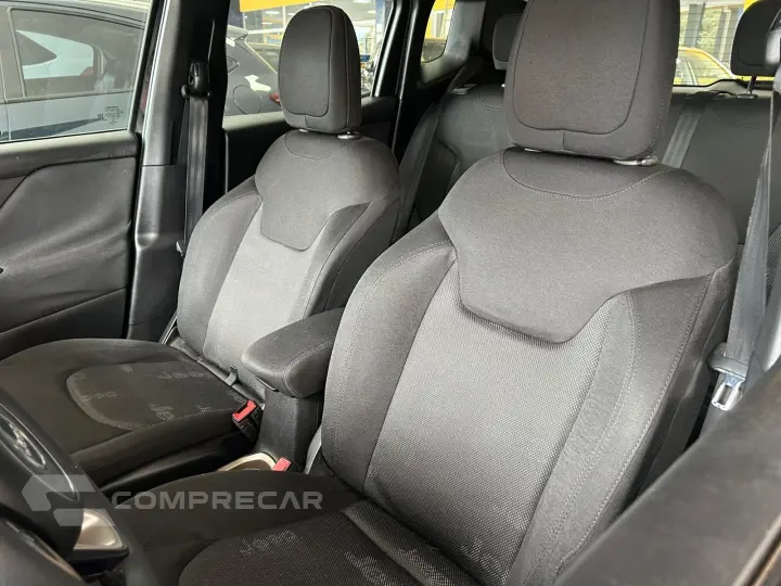 Renegade Longitude 1.8 4x2 Flex 16V Aut.