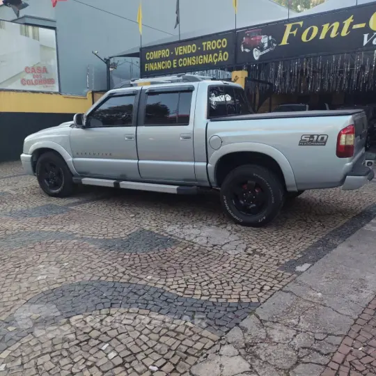 S10 P-Up Executive 2.4 MPFI F.Power CD