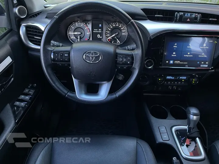 HILUX 2.8 D-4D TURBO DIESEL CD SRX PLUS 4X4 AUTOMÁTICO