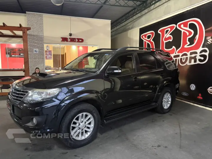 HILUX SW4 3.0 SRV 4X4 7 LUGARES 16V TURBO INTERCOOLER DIESEL