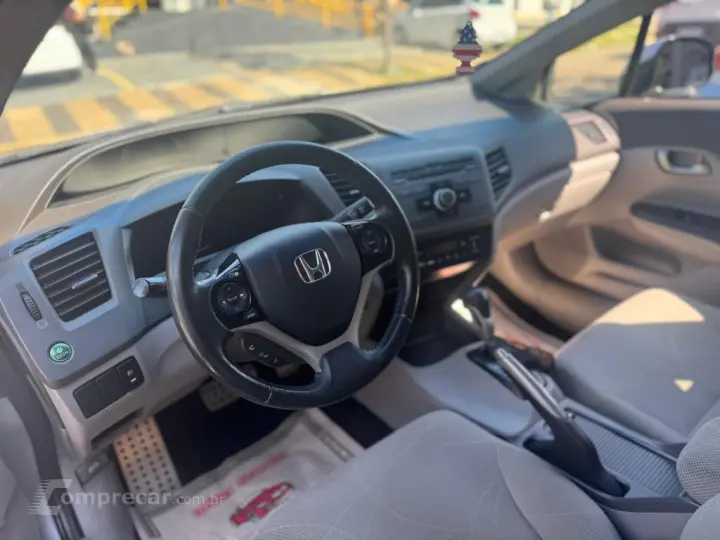 Civic Sedan LXS 1.8/1.8 Flex 16V Aut. 4p