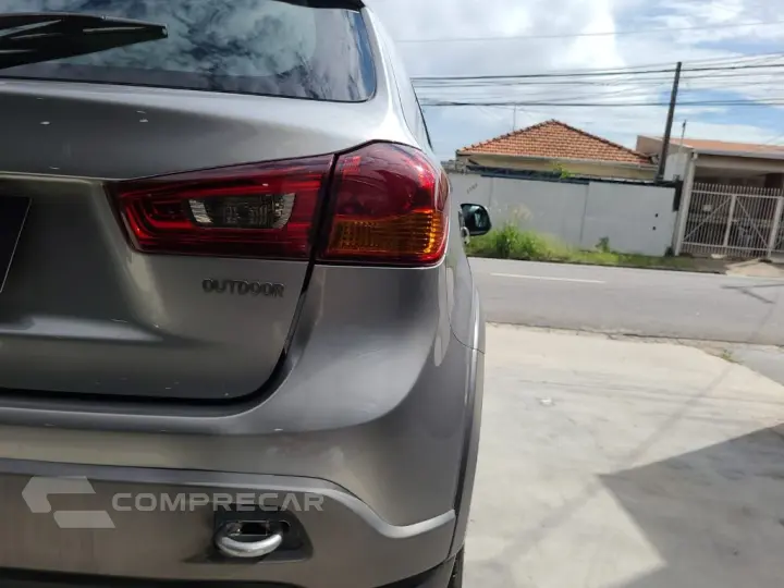 ASX OUTDOOR 2.0 4x2 16V 160cv Aut.