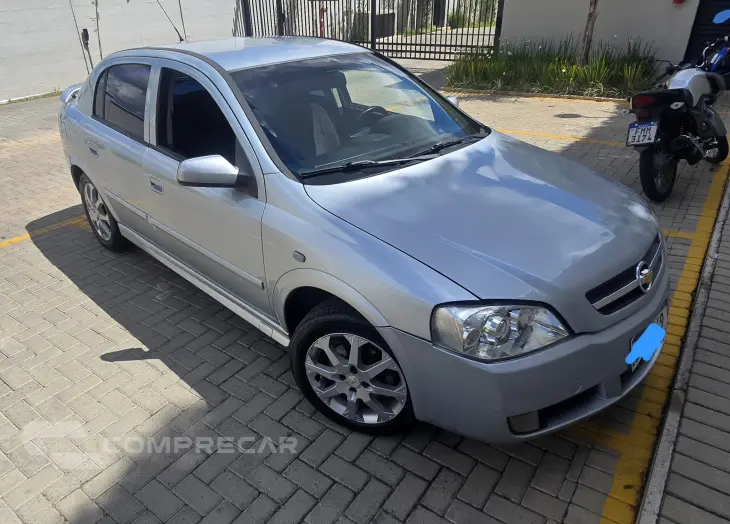 ASTRA 2.0 MPFI Advantage 8V