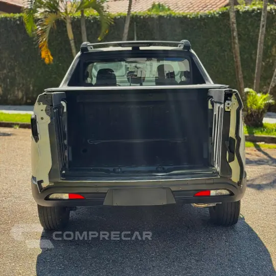 TORO 2.0 16V Turbo Freedom 4WD AT9