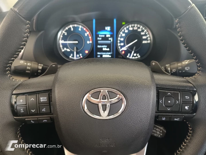 HILUX SW4 2.8 D-4D TURBO SRX 7L 4X4 AUTOMÁTICO