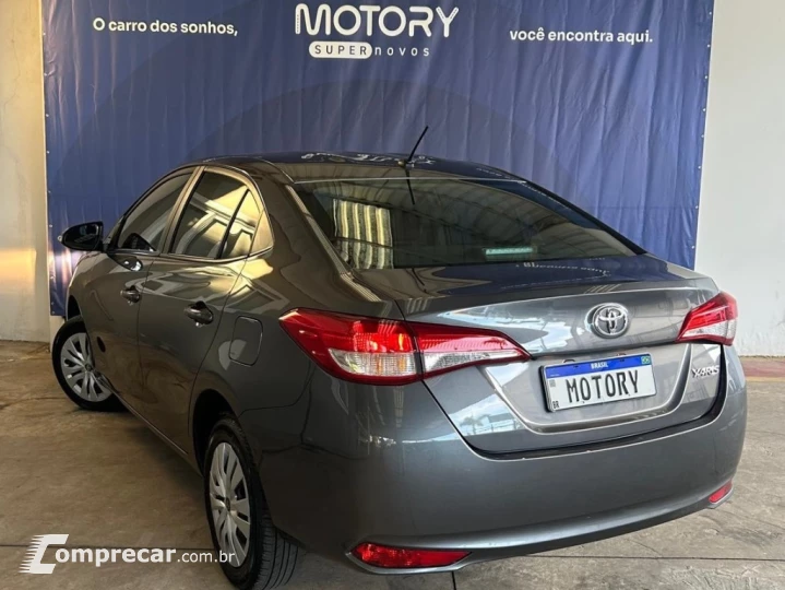 YARIS 1.5 16V FLEX SEDAN XL LIVE MULTIDRIVE