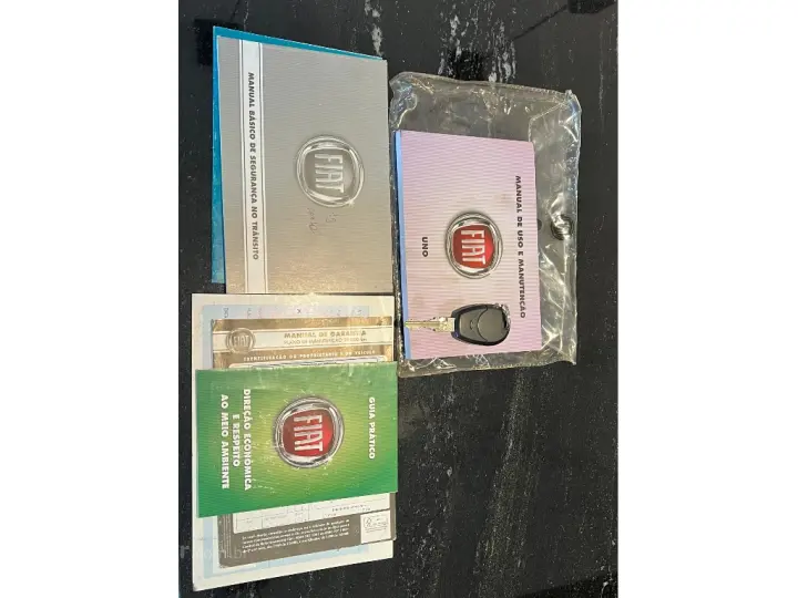 UNO 1.0 EVO VIVACE 8V FLEX 4P MANUAL