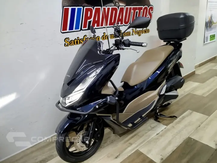 PCX 160 DLX