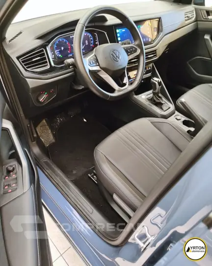 Nivus 1.0 4P FLEX 200 TSI HIGHLINE TURBO AUTOMÁTICO
