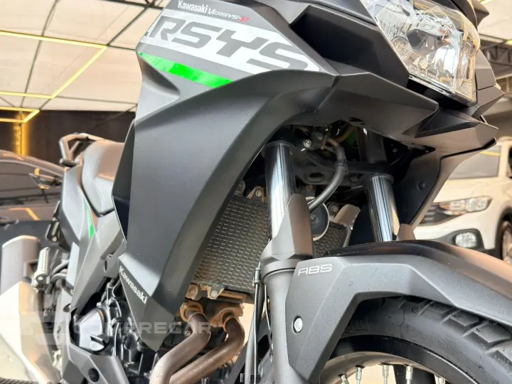 VERSYS-X 300