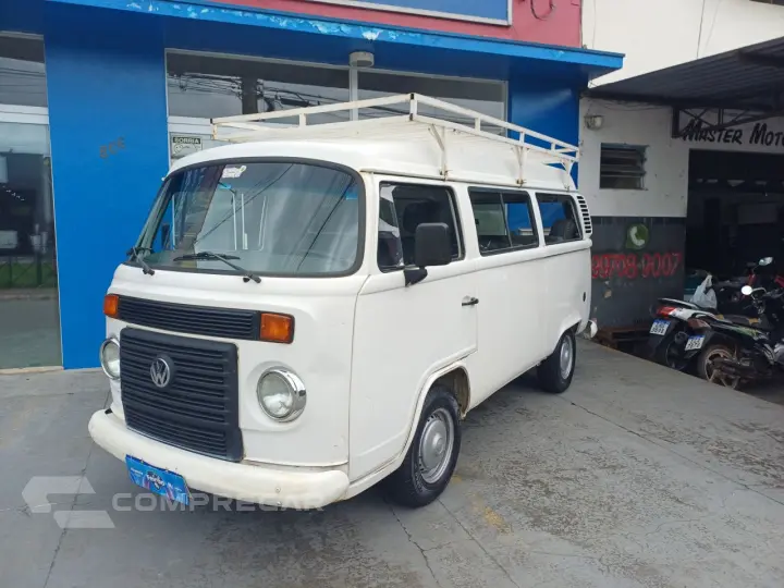 Kombi 1.4 FLEX STD 9 LUGARES