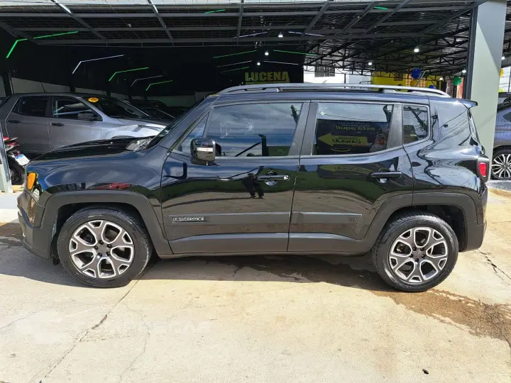 Renegade 1.8 16V Flex Limited 4P Automático