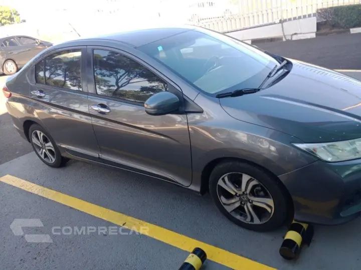 CITY Sedan EX 1.5 Flex 16V 4p Aut.