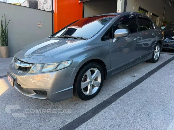 Civic Sedan LXS 1.8/1.8 Flex 16V Aut. 4p