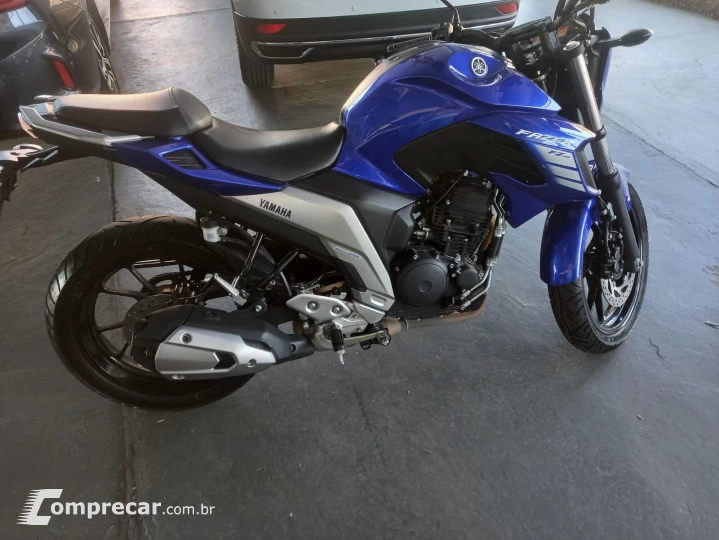 Fazer 250cc