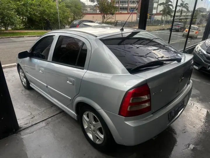 Astra Advantage 2.0 MPFI 8V FlexPower 5p