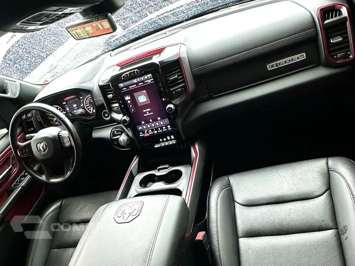 1500 5.7 V8 GASOLINA REBEL CD 4X4 AUTOMÁTICO