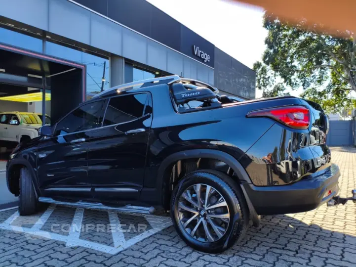 TORO 2.0 16V Turbo Ranch 4WD AT9