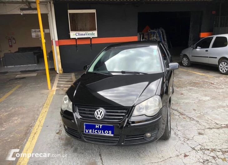 POLO SEDAN 1.6 MI Comfortline 8V