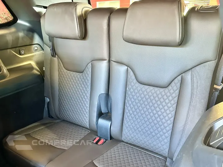 COMMANDER 2.0 TD380 TURBO DIESEL OVERLAND AT9