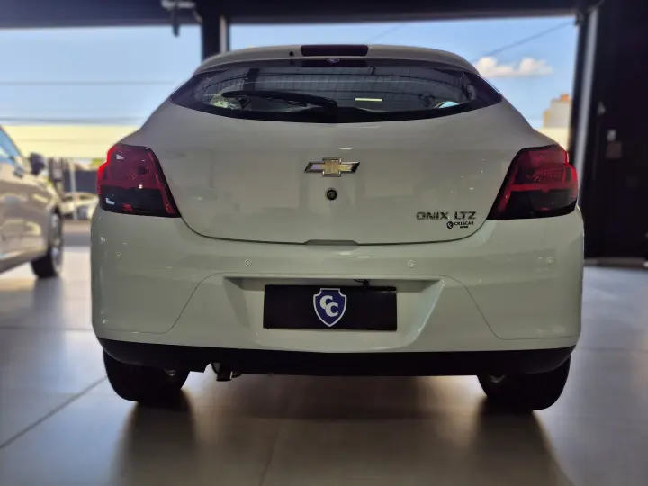 ONIX 1.4 MPFI LT 8V FLEX 4P AUTOMÁTICO