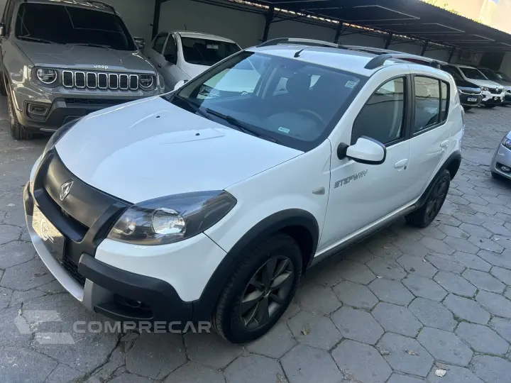 SANDERO 1.6 STEPWAY 16V FLEX 4P AUTOMÁTICO