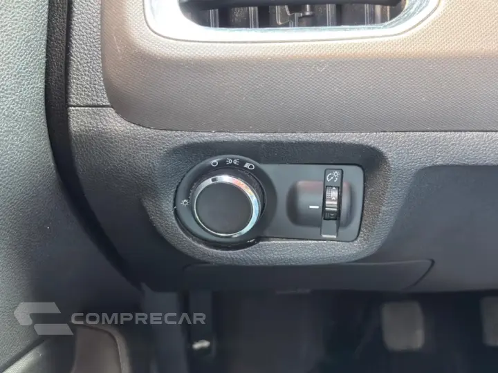 PRISMA 1.4 MPFI LT 8V FLEX 4P MANUAL