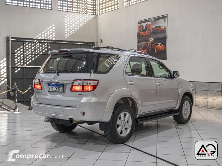 HILUX SW4 3.0 SRV 4X4 7 Lugares 16V Turbo Intercooler
