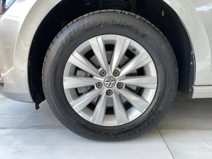 VIRTUS Comfort. 200 TSI 1.0 Flex 12V Aut