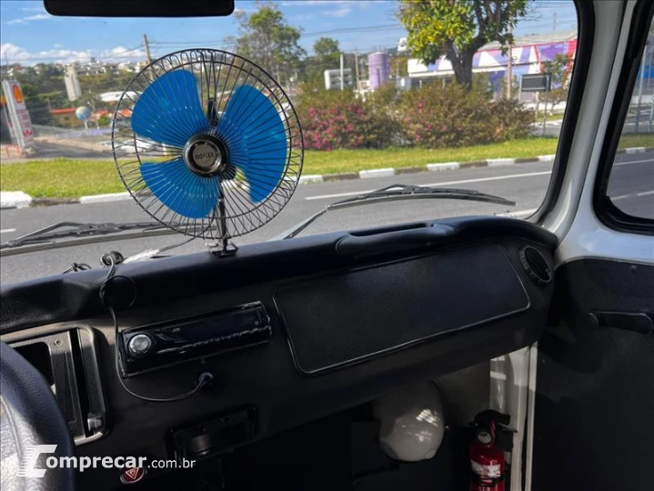 KOMBI 1.4 MI Furgão 8V