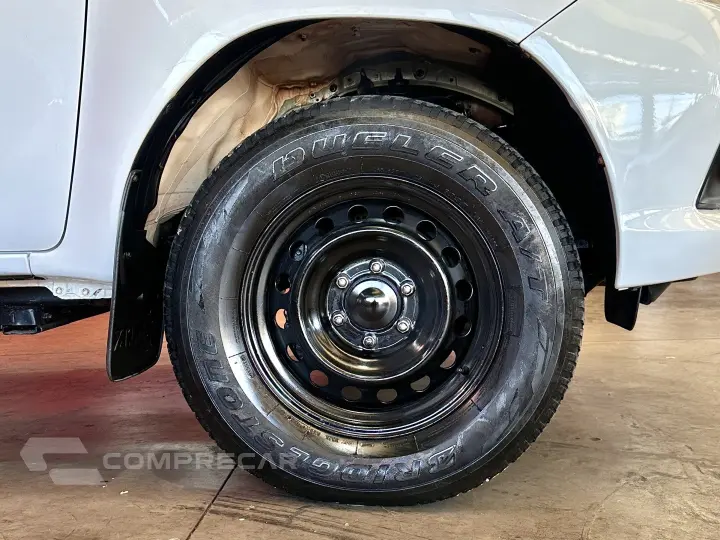 HILUX HILUX CD STD 2.8 16V TURBO DIE 4X4 4P C/AR