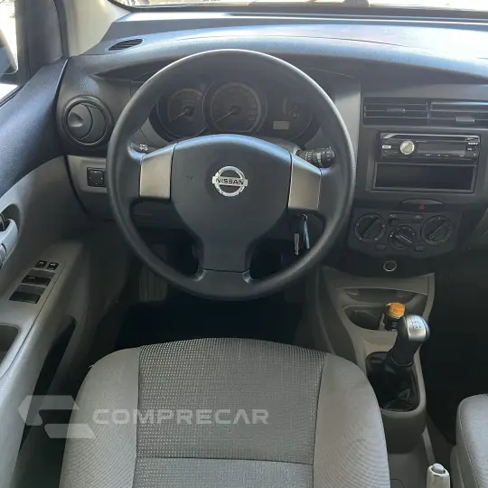 LIVINA 1.6 16V Flex Fuel 5p