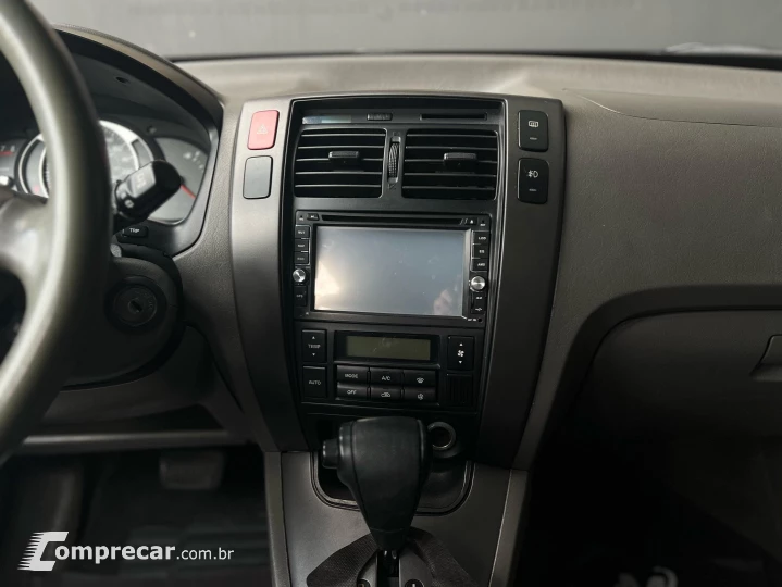 TUCSON 2.0 MPFI GLS 16V 143CV 2WD GASOLINA 4P AUTOMÁTICO