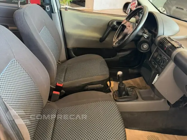 CLASSIC - 1.0 MPFI LS 8V 4P MANUAL