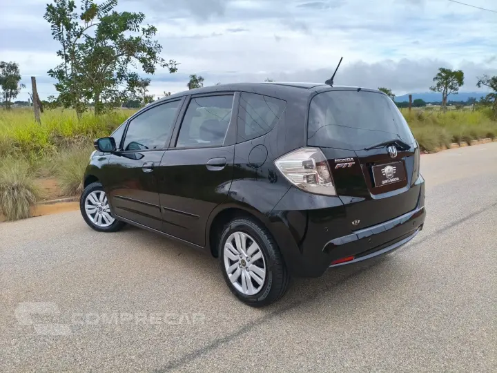 FIT 1.4 CX 16V FLEX 4P AUTOMÁTICO