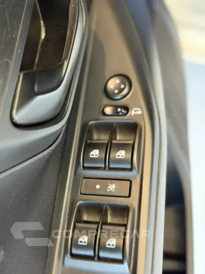 Strada Freedom 1.3 Flex 8V CD