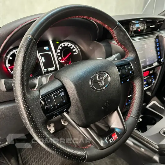 Hilux SW4 GRS 2.8 TB 4x4 Diesel Aut.