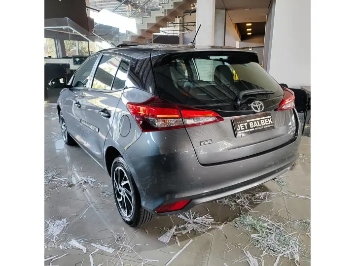 YARIS 1.5 16V FLEX XLS CONNECT MULTIDRIVE