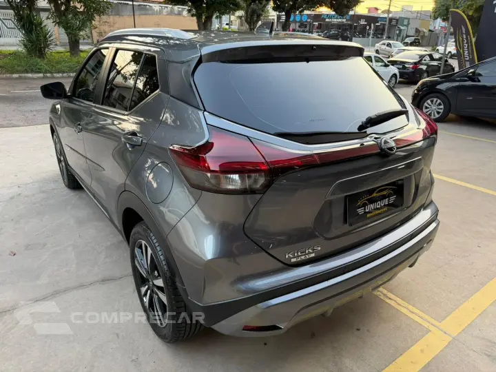 Kicks Play 1.6 16V Flexstart Advance Plus Xtronic