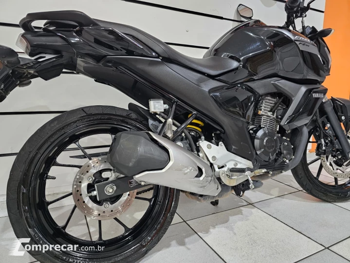 FZ15 FAZER