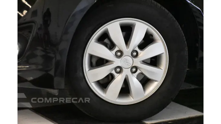 HB20 - 1.6 COMFORT PLUS 16V 4P MANUAL