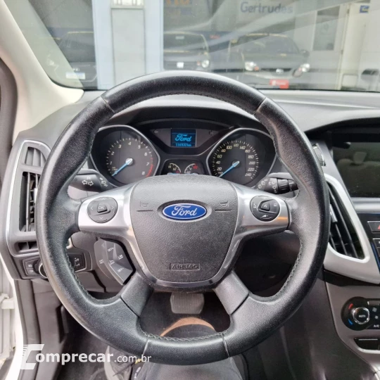 Focus Hatch 1.6 16V 4P FLEX SE POWERSHIFT AUTOMÁTICO