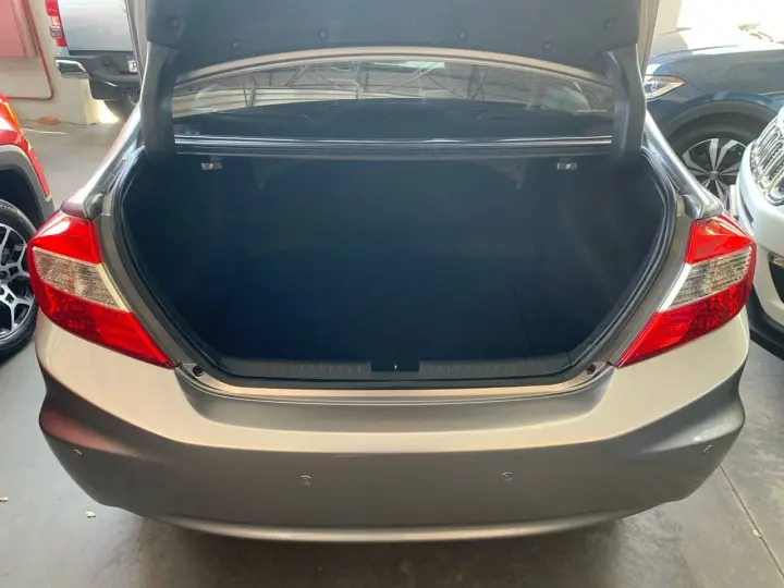 Civic Sedan LXR 2.0 Flexone 16V Aut. 4p