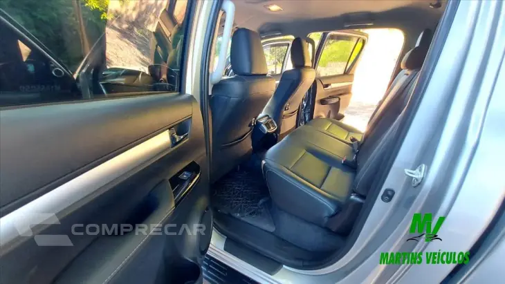 HILUX 2.8 D-4D TURBO DIESEL CD SRX 4X4 AUTOMÁTICO