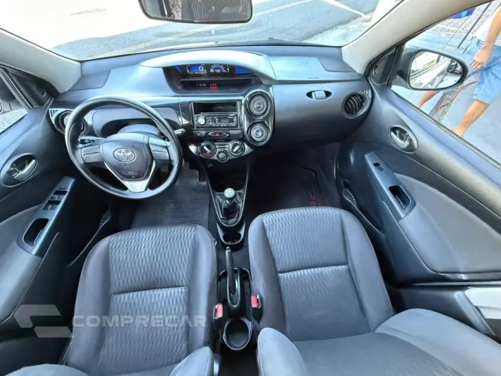 ETIOS X Sedan 1.5 Flex 16V 4p Mec.