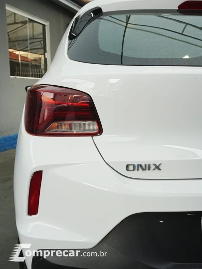 ONIX HATCH LT 1.0 12V Flex 5p Mec.