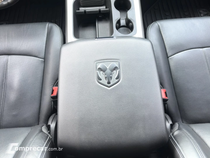 CLASSIC 5.7 V8 GASOLINA LARAMIE CD 4X4 AUTOMÁTICO