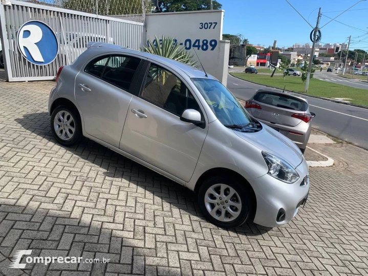 MARCH SV 1.0 12V Flex 5p