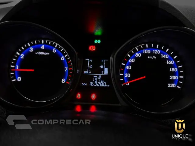 HB20S - 1.6 COMFORT PLUS 16V 4P MANUAL